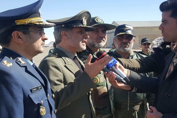 وزیر دفاع: ده‌ها فروند بالگرد به ناوگان هوانیروز ملحق شد