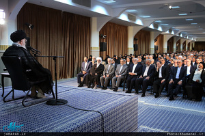 دیدار وزیر امور خارجه، سفیران و مسئولان نمایندگی‌های ایران در خارج از کشور با رهبر معظم انقلاب