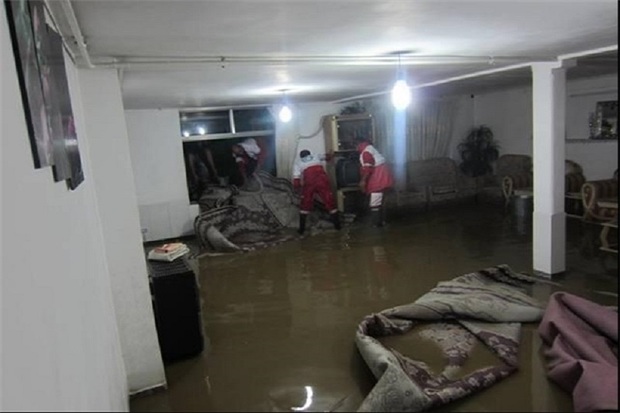 حدود 350 واحد مسکونی بر اثر بارش باران در اصفهان خسارت دید