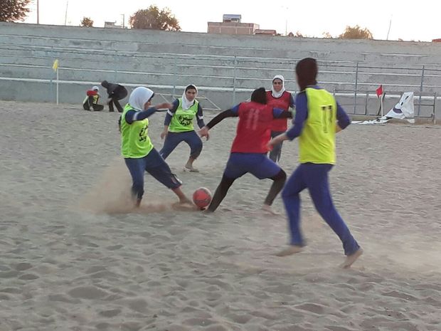 مسابقات فوتبال ساحلی بانوان کشور به میزبانی بندرگز برگزار می شود