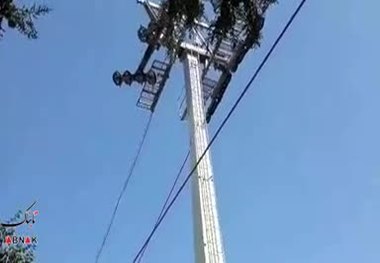 تله‌کابین خراب شد، ۳۰۰ نفر در گنجنامه گرفتار شدند