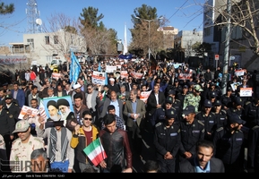 تجمع و راهپیمایی مردمی در اعتراض به آشوب های اخیر در استان