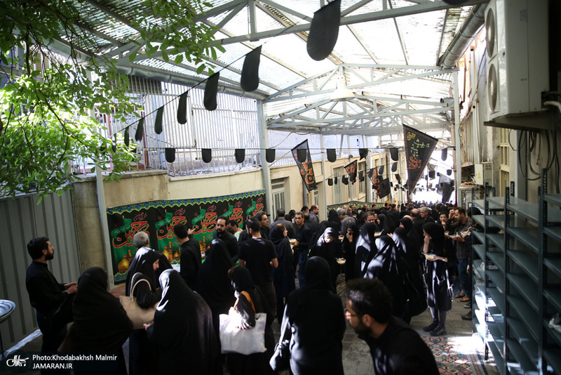 مراسم عزاداری صبح تاسوعای حسینی در حسینیه جماران
