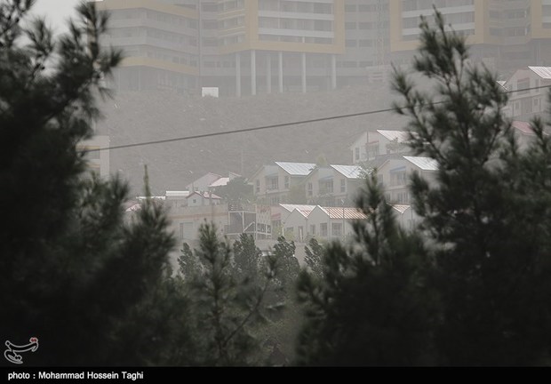 غلظت غبار در نواحی مرزی استان کرمانشاه از اواخر امروز کاسته می‌شود