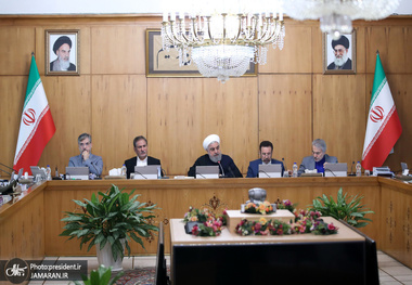 تصویب آیین نامه اجرایی خرید و فروش اوراق مالی اسلامی منتشره دولت و بانک مرکزی