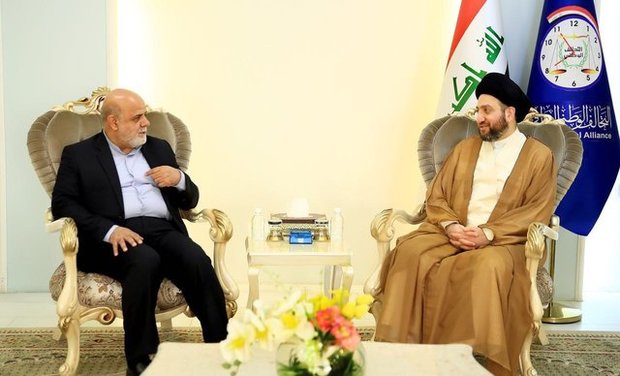 دیدار با سفیر ایران با عمار حکیم و صحبت در مورد تحریم‌های آمریکا علیه ایران