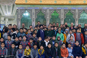 حضور فرمانده هوا فضای سپاه در حرم مطهر امام خمینی (س)