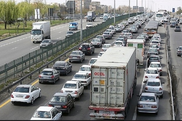 ترافیک سنگین در محورهای استان البرز