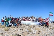 کوهنوردان کارگر کشور به قله فندقلوی اهر صعود کردند