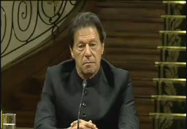 عمران خان: از انقلاب ایران حمایت می‌کنیم و پاکستان جدید به دنبال چنین انقلابی است
