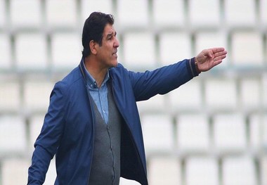 مهاجری: ناظمی بدتر از پنالتی پرسپولیس را برای ما نگرفت!/ به احترام لیگ چشمم را روی خیلی از مسائل بستم

