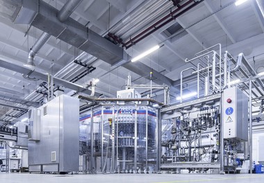 خط تولید آب معدنی و بسته ‌بندی آن به چه شکل است؟