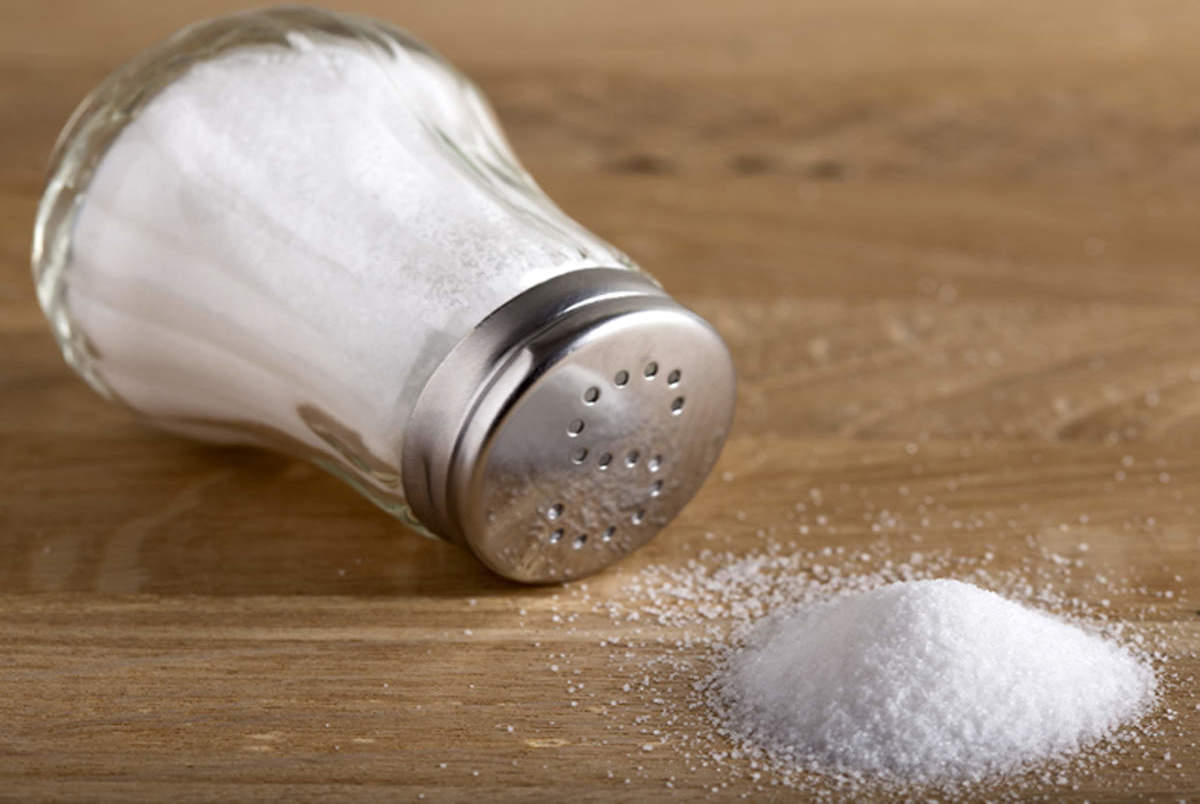 
مصرف بی رویه نمک چه بلایی سرتان می آورد؟