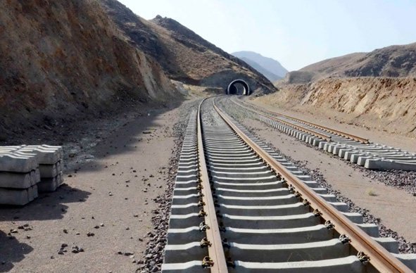 خط آهن قزوین-رشت-آستارا زمان انتقال بار از ایران به اروپا را به نصف می رساند