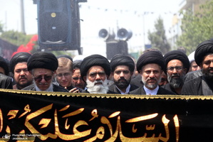 دسته عزای شهادت امام صادق(ع) با حضور آیت الله العظمی وحید خراسانی