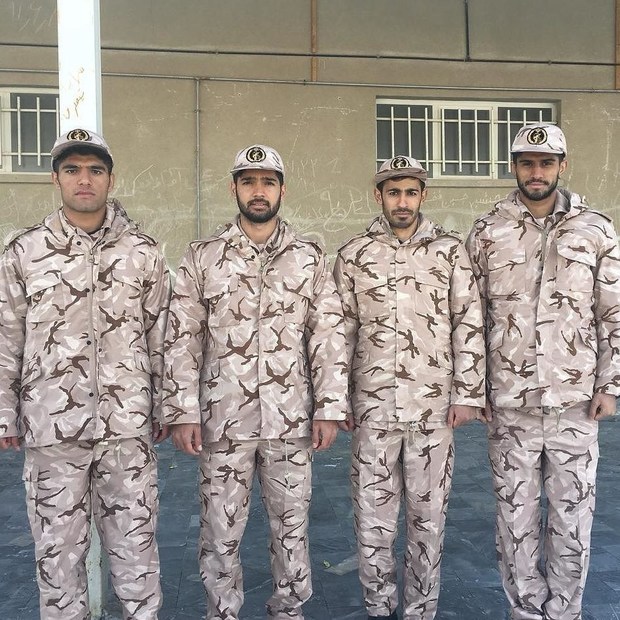 بازیکنان سرباز تراکتورسازی در پادگان + عکس
