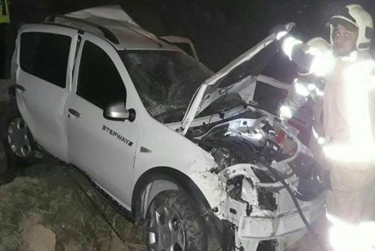 واژگونی خودرو در آزاد راه تهران- قم/راننده ساندرو فوت کرد
