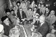 در دیدار امام و خبرنگاران روزنامه اطلاعات چه گذشت؟