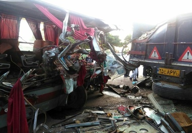 اسامی مصدومان حادثه تصادف اتوبوس تهران - کرمان با تانکر سوخت 
