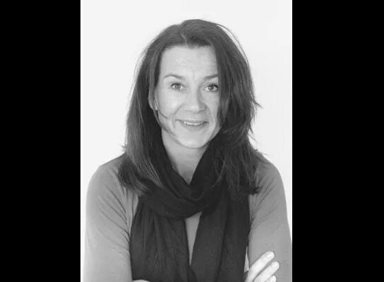 قتل نویسنده پرفروش