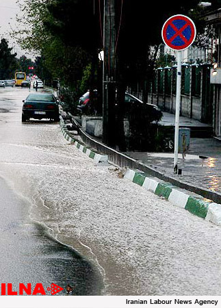 تداوم بارش باران و آبگرفتگی معابر در اردبیل  هشدار راهداری استان به رانندگان