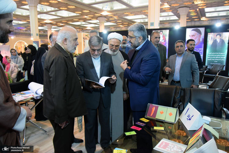  غرفه موسسه تنظیم و نشر آثار امام خمینی (س) در سی و سومین نمایشگاه بین المللی قرآن کریم-4