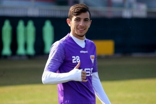  باشگاه پرسپولیس با فرشاد احمدزاده به توافق رسید
