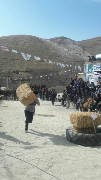 جشنواره بازی های بومی و محلی در فاروج برگزار شد