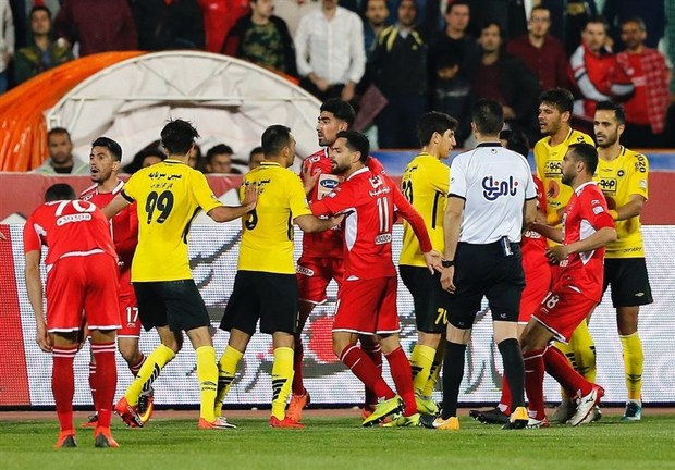 گزارشگر دیدار سپاهان - پرسپولیس مشخص شد