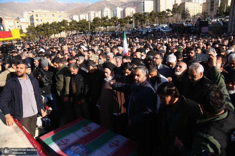 تشییع پیکر شهدای مدافع حرم در شهرک شهید محلاتی