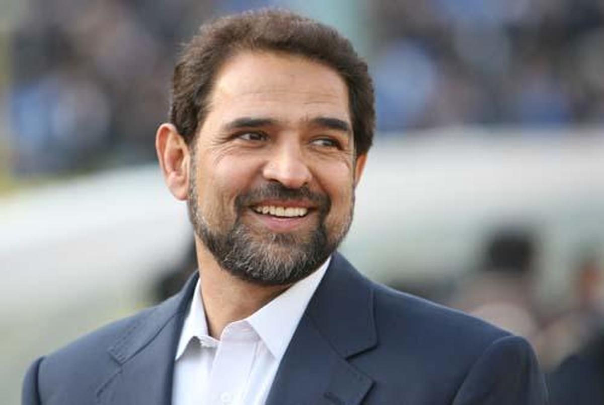 فیروز کریمی: فردا با شناسنامه فوتبال ایران بازی داریم