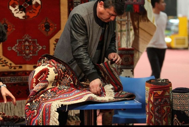 نمایشگاه سراسری فرش دستباف در کرمانشاه گشایش یافت