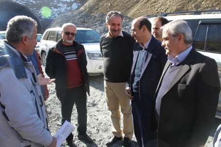 معاون عمرانی استاندار کردستان از پروژه احداث جاده  سنندج - مریوان بازدید کرد
