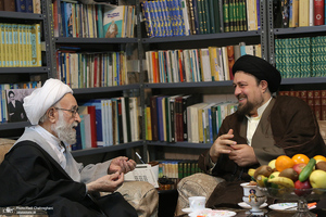 دیدار  آیت الله نورالله شاه آبادی با سید حسن خمینی
