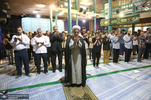 بازدید برگزیدگان پویش کتاب خوانی هیس طوری در تهران از بیت امام خمینی (س) در جماران