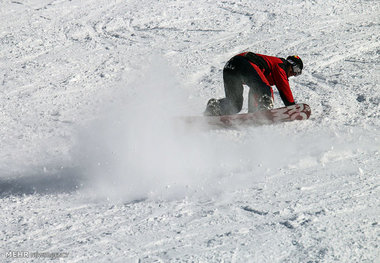 بازگشایی پیست اسکی شمشک بدون مجوز!
