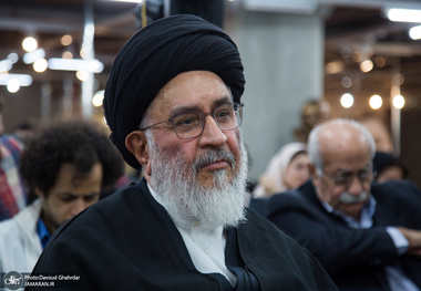 چرا سخن نمی گویم؟