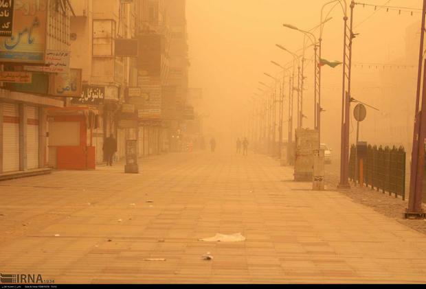 توده جدید گرد و غبار فردا وارد خوزستان می شود