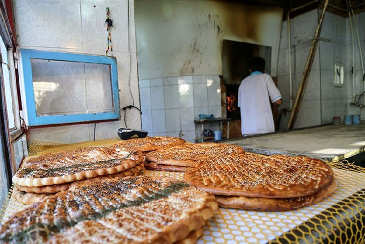 خبر مهم وزیر صمت در مورد قیمت نان/ قیمت‌گذاری نان به استان ها واگذار شد