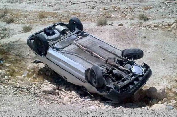 واژگونی پراید در جاده مهریز به شهر انار سه زخمی بر جا گذاشت