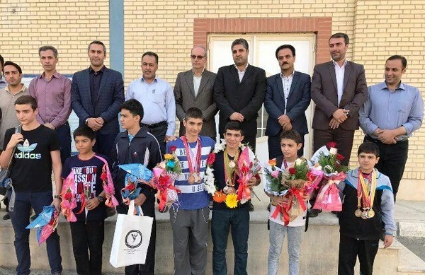 درخشش دانش‌آموزان شناگر کردستانی در رقابت‌های قهرمانی کشور