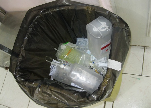 ساماندهی زباله های عفونی مطب پزشکان مشهد آغاز شد