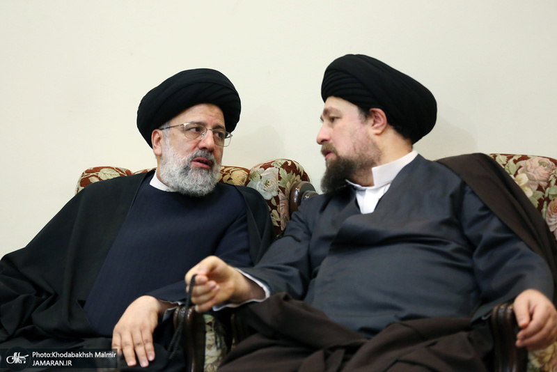 حاشیه های تجدید میثاق رئیس قوه قضائیه و مسئولان عالی قضایی با آرمان‌های امام خمینی(س)