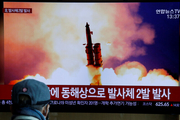 کره شمالی ماهواره و موشک های دور برد می سازد