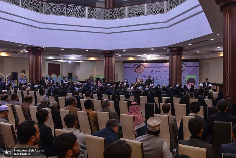 دیدار مهمانان سی و سومین کنفرانس وحدت اسلامی با سید حسن خمینی