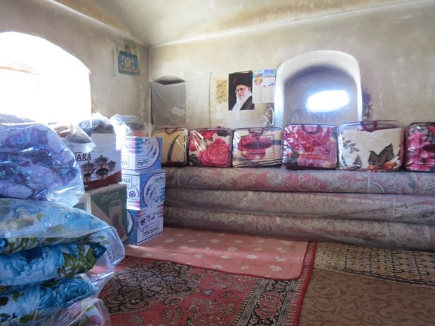 کالاهای ضروری در 12 روستای نهبندان توزیع شد
