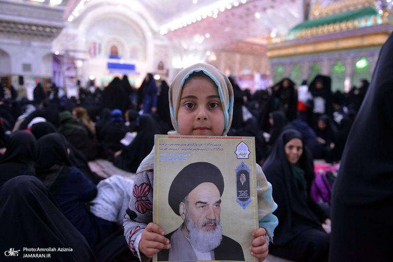 گرامیداشت سالروز ورود بنیانگذار جمهوری اسلامی ایران به میهن در حرم امام خمینی(س)