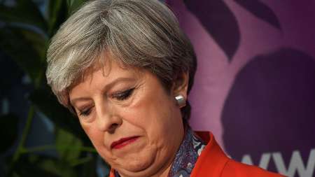 نخست وزیر انگلیس قصد استعفا ندارد
