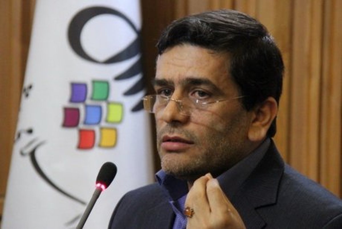 حافظی: شهردار به سؤالات فنی پلاسکو پاسخ نداد