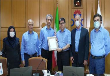 تقدیر مدیرعامل پتروشیمی جم از مدیرعامل شرکت جم صنعت‌کاران
